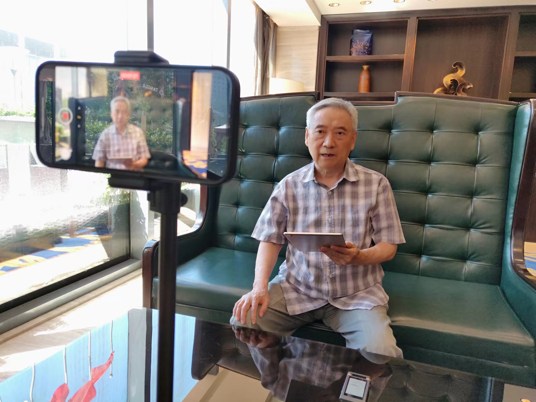 徐錠明：助力地?zé)岙a(chǎn)業(yè)高質(zhì)量發(fā)展 攜手打造熱數(shù)字時代的地?zé)崮軓?qiáng)國-地大熱能